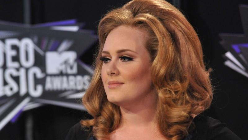 VIDEO! Adele, ceruta in casatorie de ziua ei