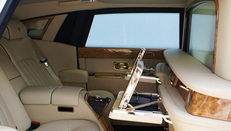 Rolls Royce Phantom s-a vandut cu 6 milioane de euro! Merita?