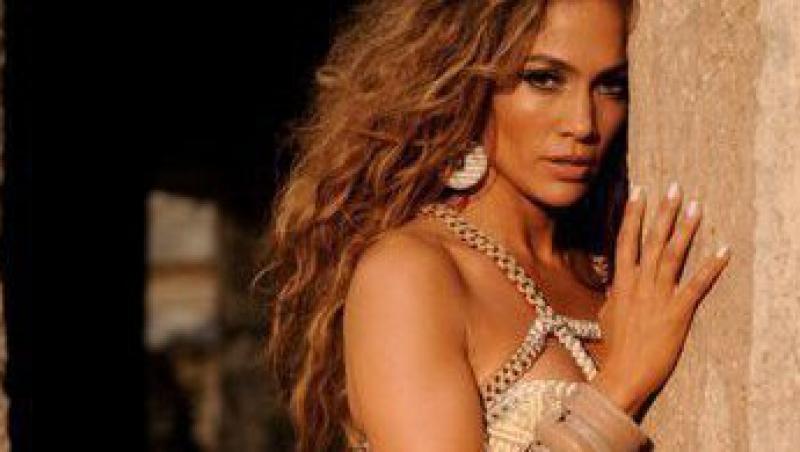 VIDEO! Iti vine sa crezi? Un barbat, sosia lui Jennifer Lopez