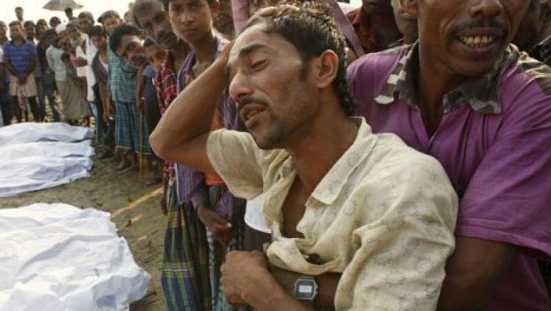 Bilantul naufragiului din Bangladesh a ajuns la 66 de morti
