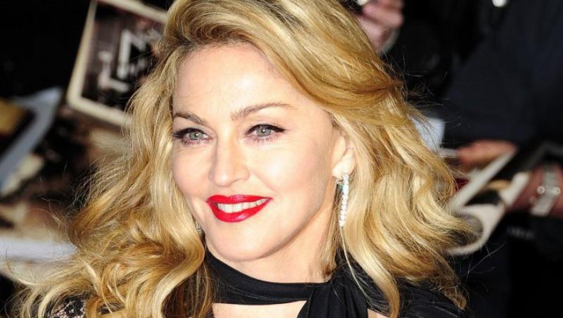 Madonna isi lanseaza o colectie de pantofi