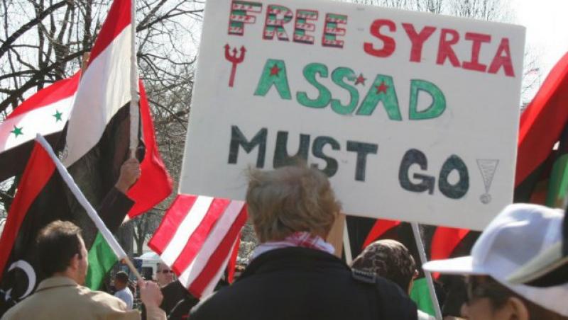 Un an de revolta in Siria: Mii de morti si represiunile continua
