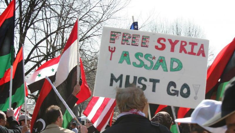 Un an de revolta in Siria: Mii de morti si represiunile continua