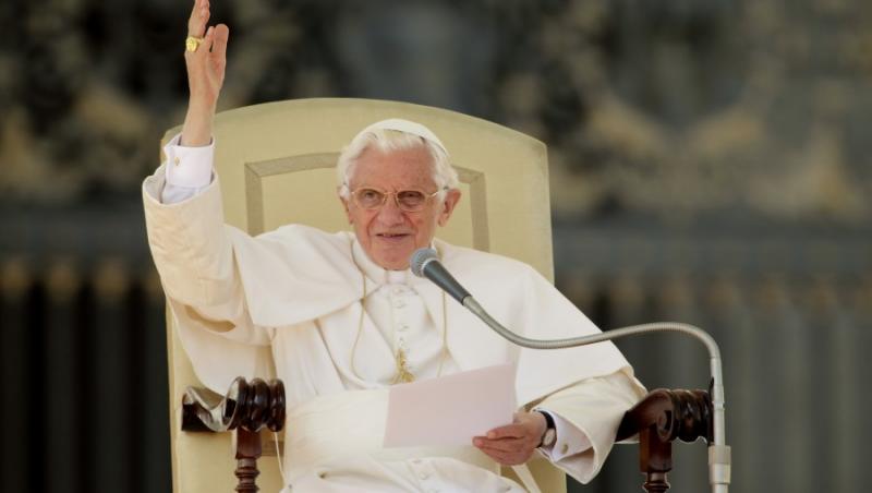 VIDEO! Papa Benedict va avea propriul parfum
