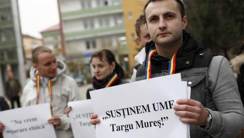 Studentii romani de la UMF Targu Mures, fortati sa invete limba maghiara