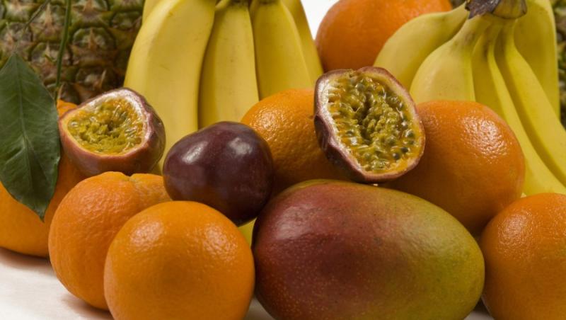 Doua firme fantoma care importau fructe au pagubit statul cu 100 de milioane de euro