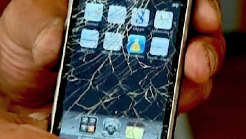 SUA: Unei femei i-a explodat iPhone-ul la cativa centimetri de cap