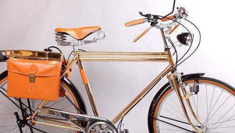 FOTO! Bicicleta rara din aur, scoasa la licitatie!