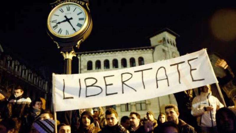 Studiu IRES: La 22 de ani de la Revolutie, un sfert dintre romani nu se simt liberi
