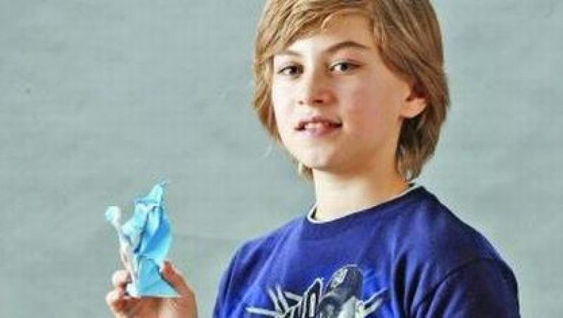 VIDEO! Bogdan Ionescu - cel mai tanar profesor de origami