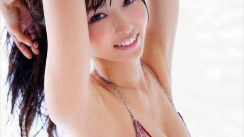 WOW! Vezi cele mai SEXY modele de origine asiatica!