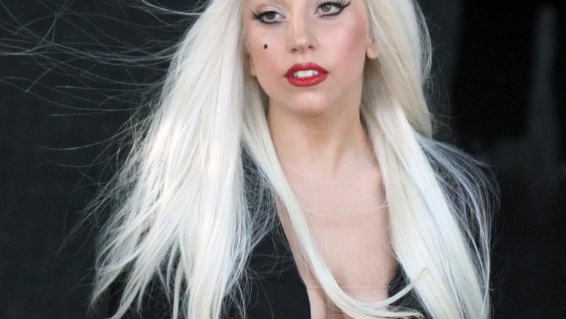 Cum sa te machiezi ca Lady Gaga!