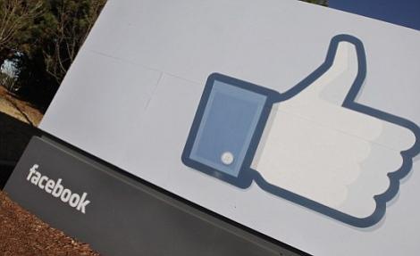 O noua aplicatie iti permite sa adaugi inamici pe Facebook