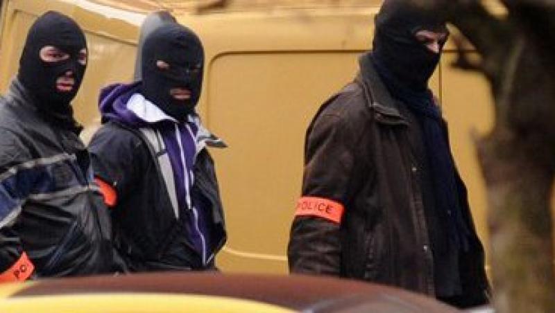 Politia franceza a arestat 20 de suspecti islamisti in mai multe orase