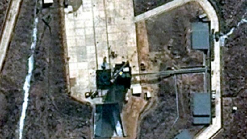 FOTO! Coreea de Nord se pregateste pentru lansarea rachetei cu raza lunga de actiune