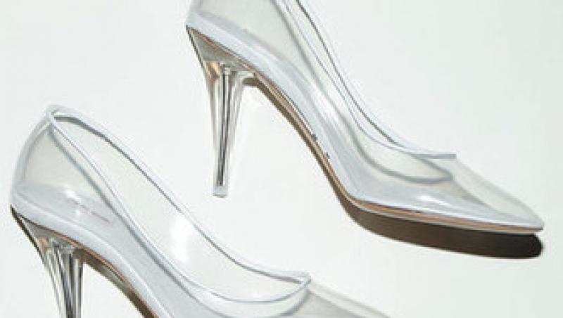 Pantofii din sticla ai Cenusaresei, recreati de Marc Jacobs