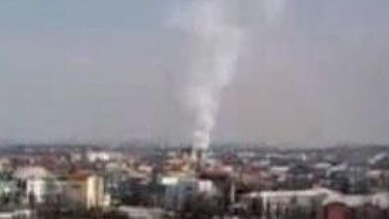 Incendiu de amploare, la Turbomecanica Bucuresti: Flacari de 10 metri inaltime