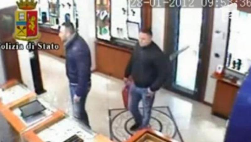 VIDEO! Italia: Trei romani au fost arestati dupa ce au jefuit un magazin de bijuterii din Padova