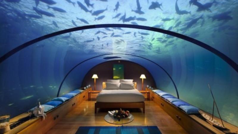 FOTO! Vezi cum arata hotelul in care poti dormi alaturi de rechini!