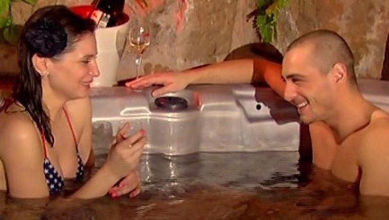 VIDEO! Andra si Vladimir Draghia, momente fierbinti in jacuzzi!