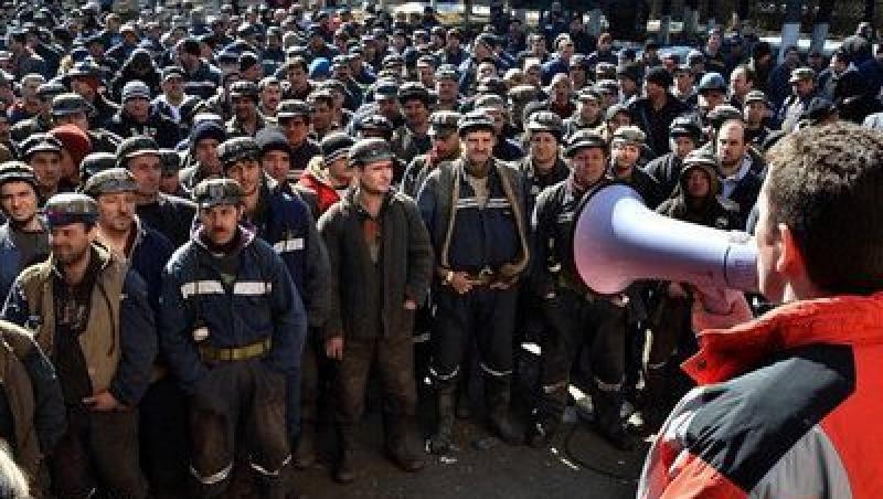 UPDATE! Minerii au renuntat pentru moment la proteste. Asteapta rezultatul unor noi runde de negocieri