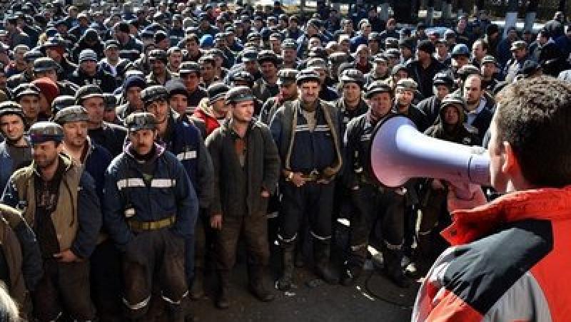 UPDATE! Minerii au renuntat pentru moment la proteste. Asteapta rezultatul unor noi runde de negocieri