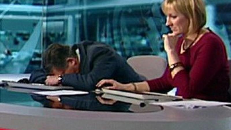 VIDEO! Un prezentator BBC a adormit la pupitrul stirilor
