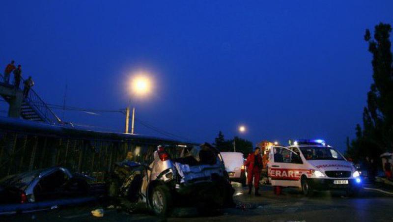 UPDATE! O tanara a murit, iar un francez este grav ranit in urma unui accident pe DN1