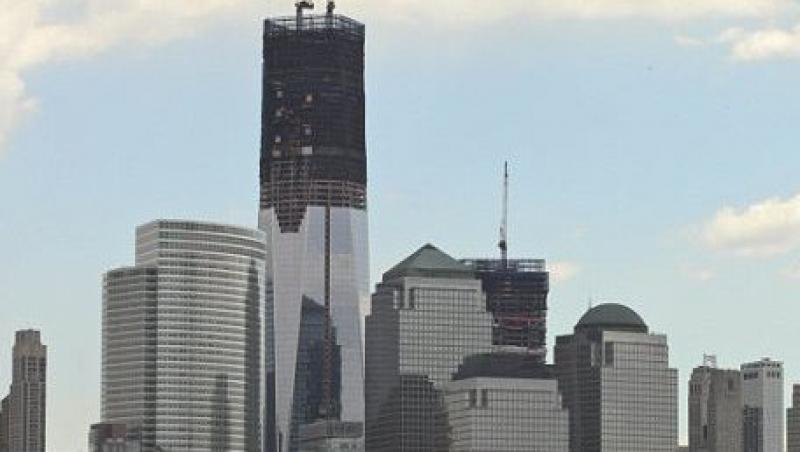 Freedom Tower - la un etaj distanta de a deveni cea mai inalta cladire din New York