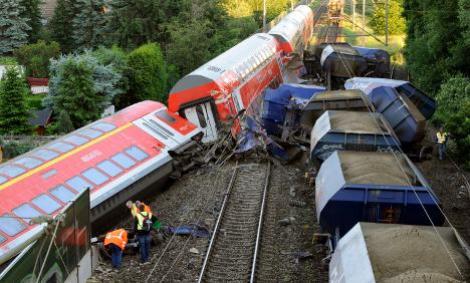 UPDATE! 3 morti si 13 raniti, in urma tragediei feroviare din Germania