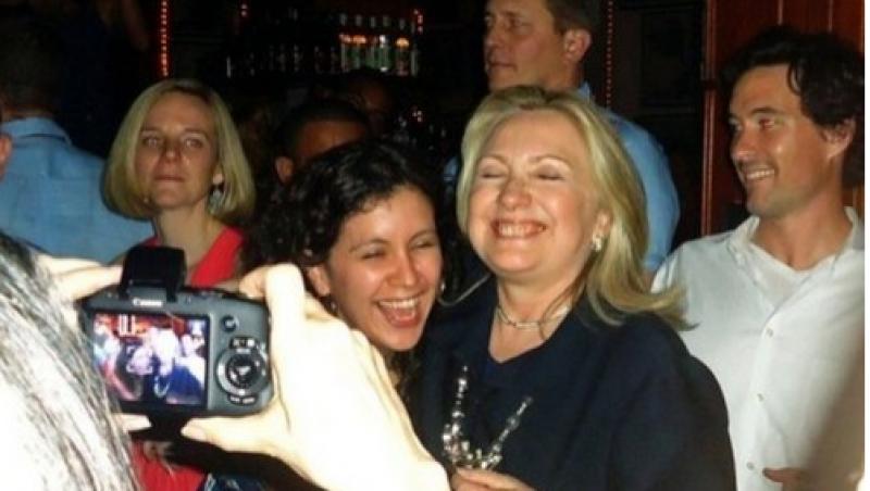 FOTO! Hillary Clinton, de la summit in club!