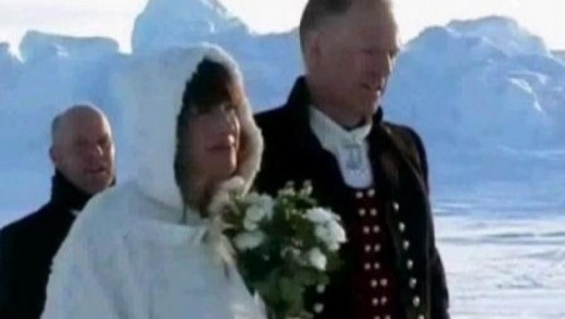 VIDEO! Un cuplu s-a casatorit la Polul Nord