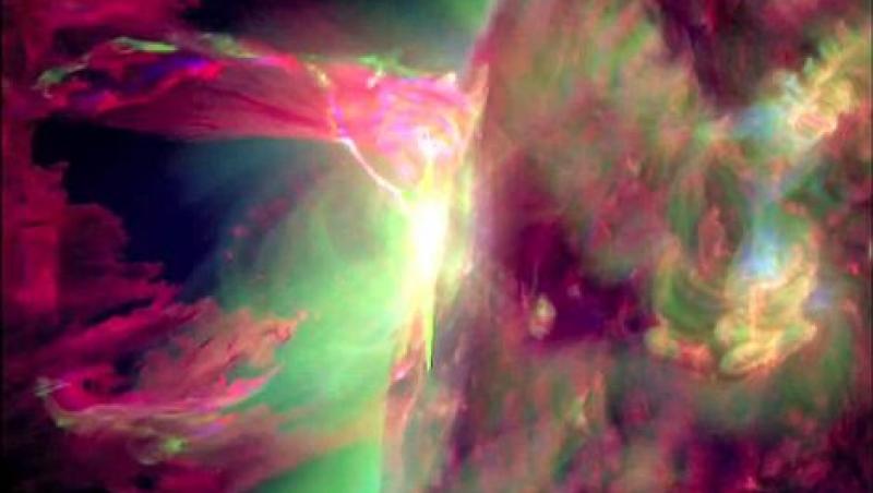 FOTO! Imagini uimitoare cu o furtuna solara, captate de camerele NASA