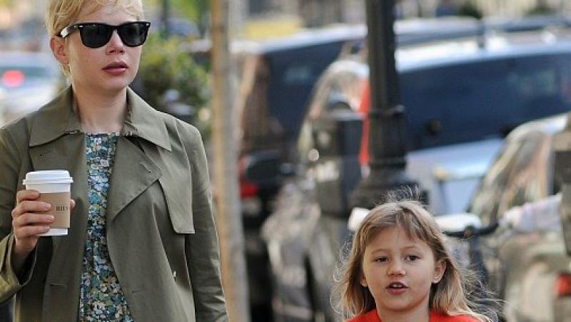 FOTO! Fiica lui Heath Ledger, leita tatalui ei