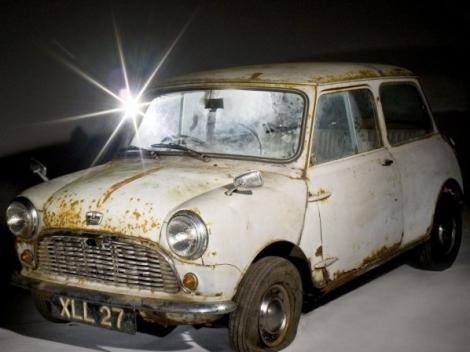 Cea mai veche masina Mini, descoperita intr-un hambar