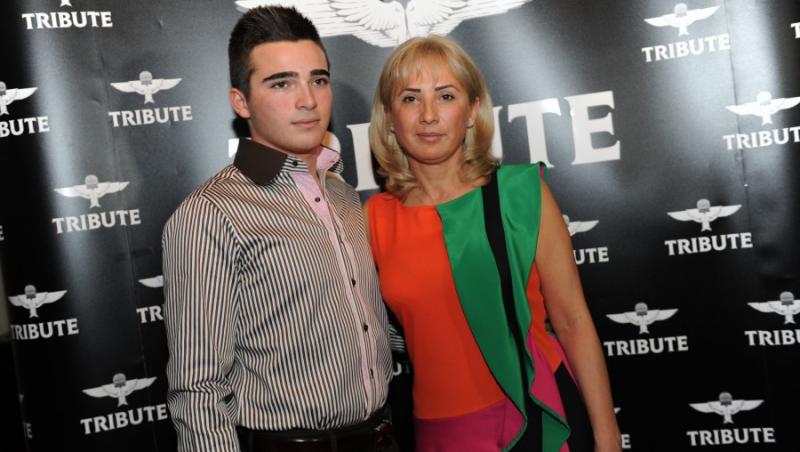 Radu Mazare Jr a prezentat moda pentru mama lui