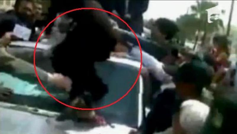 VIDEO! Iran: O tanara s-a aruncat pe masina oficiala a presedintelui Mahmoud Ahmadinejad