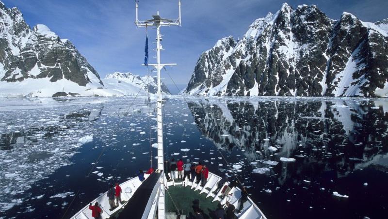 Antarctica, destinatie extrema pentru turistii curajosi