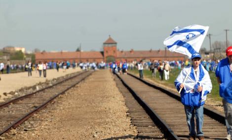 Polonia: 8000 de oameni la marsul International al Vietii, un omagiu adus evreilor