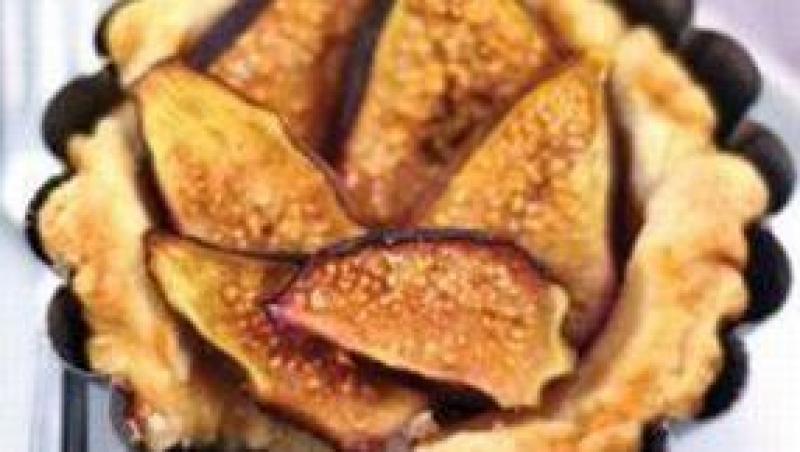 Desert: Reteta Tarta cu smochine, mascarpone, rozmarin si miere
