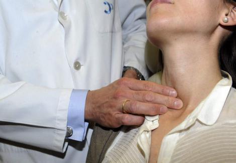 Bolnavii care sufera de cancer tiroidian risca sa ramana fara tratament