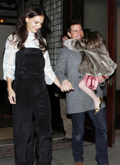 Tom Cruise isi lasa fiica adoptiva sa traiasca in mizerie