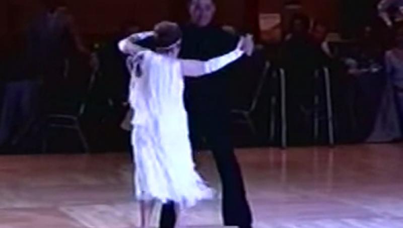 VIDEO! O batranica de 94 de ani a uimit publicul unui concurs, dansand quickstep