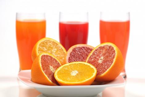 Grapefruit-ul te ajuta sa slabesti si sa pari mai tanara