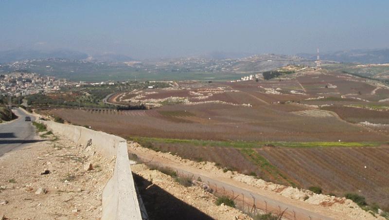Israel: Zid de doi kilometri lungime si 10 metri inaltime, ridicat de-a lungul frontierei cu Libanul