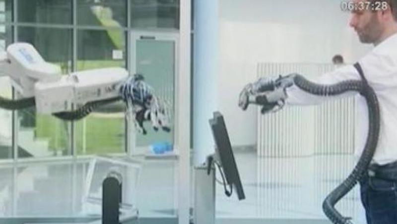 VIDEO! Manusa-robot, marea atractie la targul de tehnologie de la Hanovra