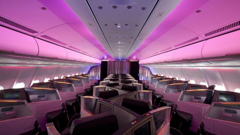 Avionul Airbus a introdus cabina de zbor fuchsia