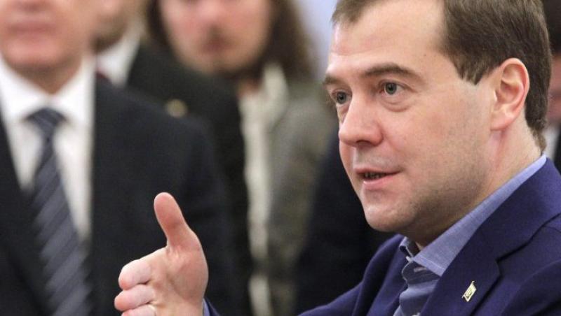 Comandantul-sef al Fortelor aeriene ruse, demis de Medvedev