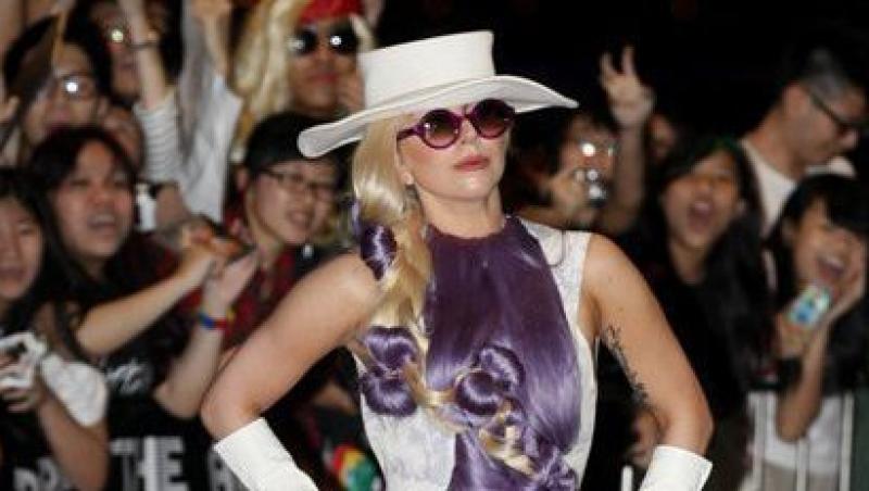 FOTO! Lady Gaga, aparitie de infarct la Hong Kong!
