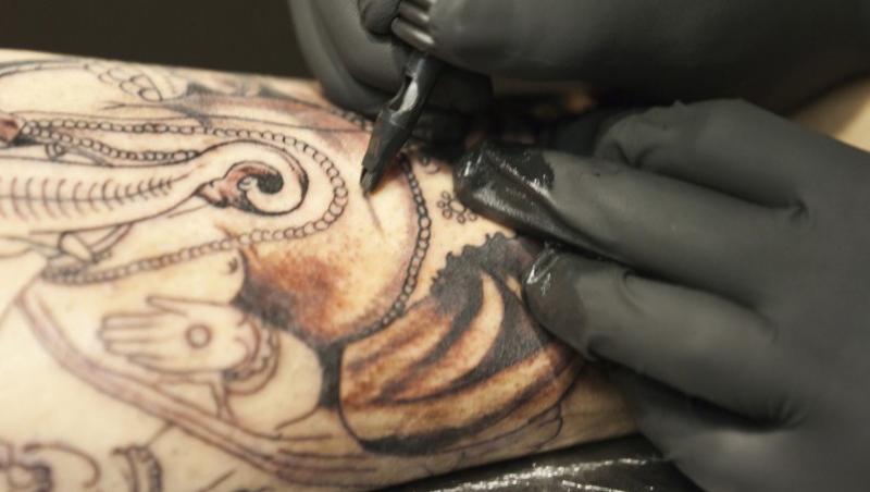 VIDEO! Afla totul despre tatuajele permanente!